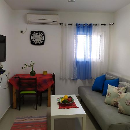 Nelly'S Housing Unit Apartment Eilat Ngoại thất bức ảnh