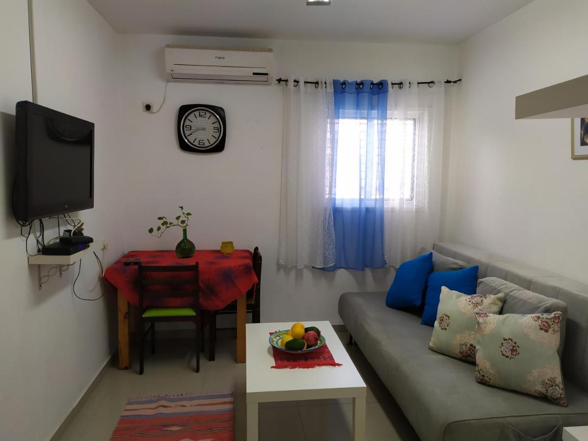 Nelly'S Housing Unit Apartment Eilat Ngoại thất bức ảnh